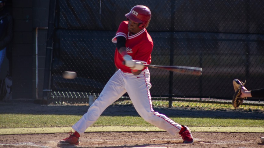 Baseball Holds Off Lasell, 10-8