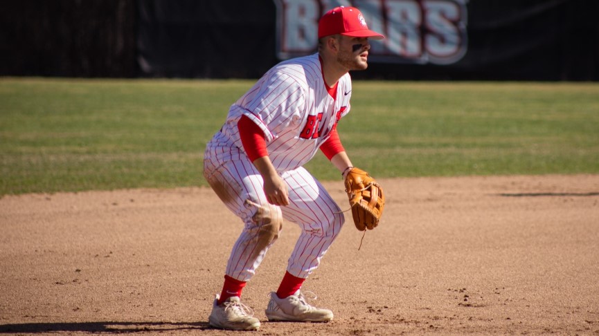 Thornell's Two-Run Blast Lifts Baseball to 4-2 Win over Manchester