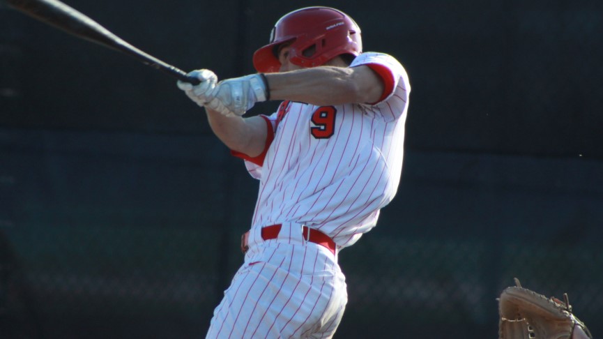 Baseball Suffers 5-4 MASCAC Setback to Mass. Maritime