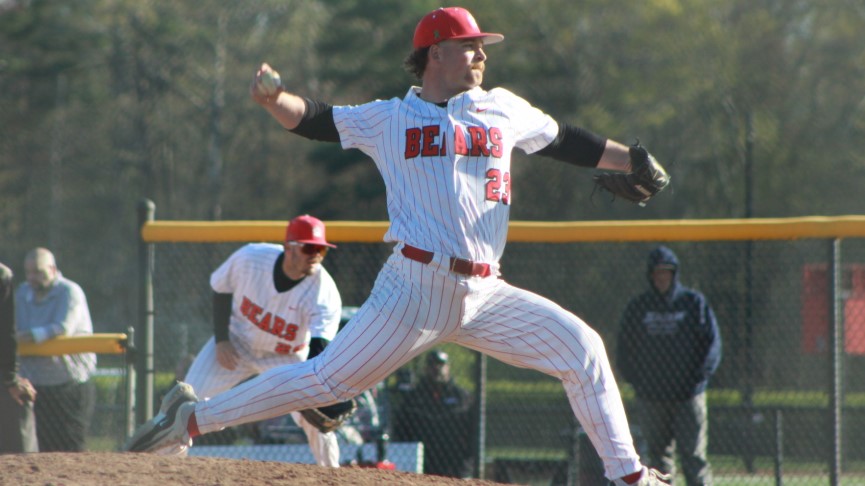 Baseball Advances to MASCAC Championship Round with 7-4 Win Over Salem