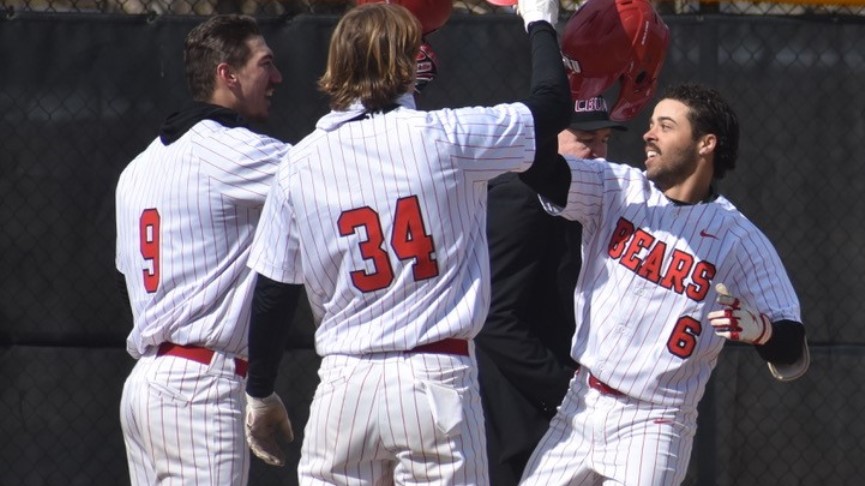 Baseball Sweeps Fitchburg State in MASCAC Twinbill