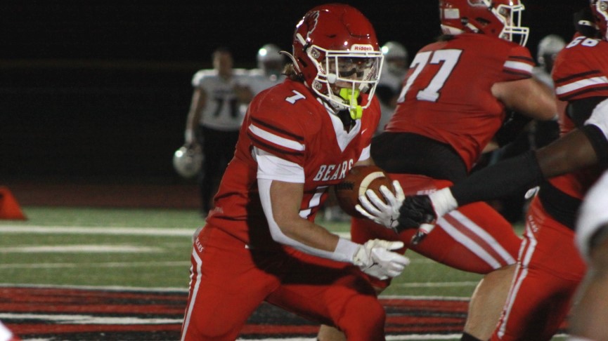 Football Posts Dramatic 41-35 MASAC OT Win Over Anna Maria