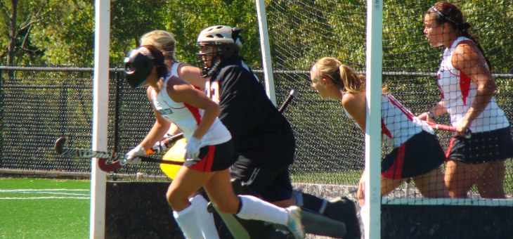 Field Hockeys Downs Wheaton, 7-1