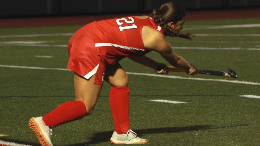 Souza Nets Hat Trick as Field Hockey Blanks UMass Dartmouth, 5-0