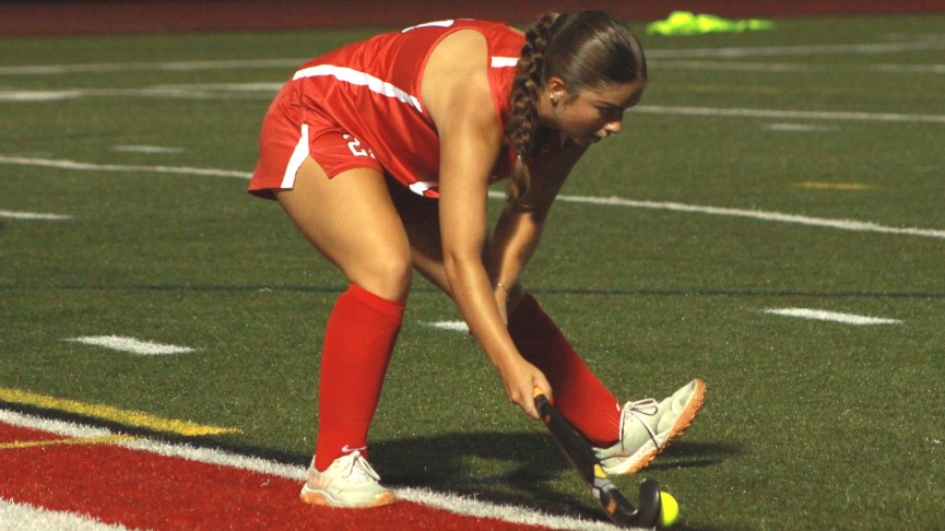 Souza's Hat Trick Lifts Field Hockey to 5-1 MASCAC Win Over Framingham
