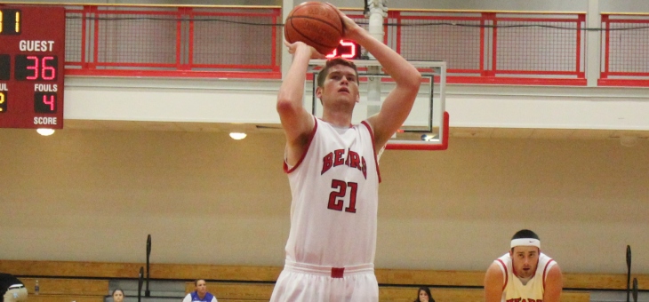 Men's Basketball Falls to Bowdoin, 77-52