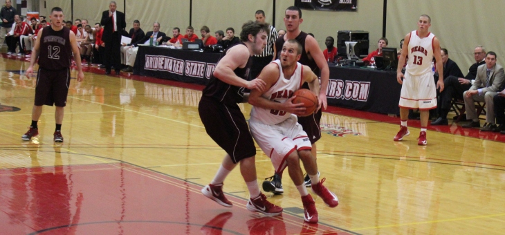 Men's Basketball Falls to Trinity, 77-52