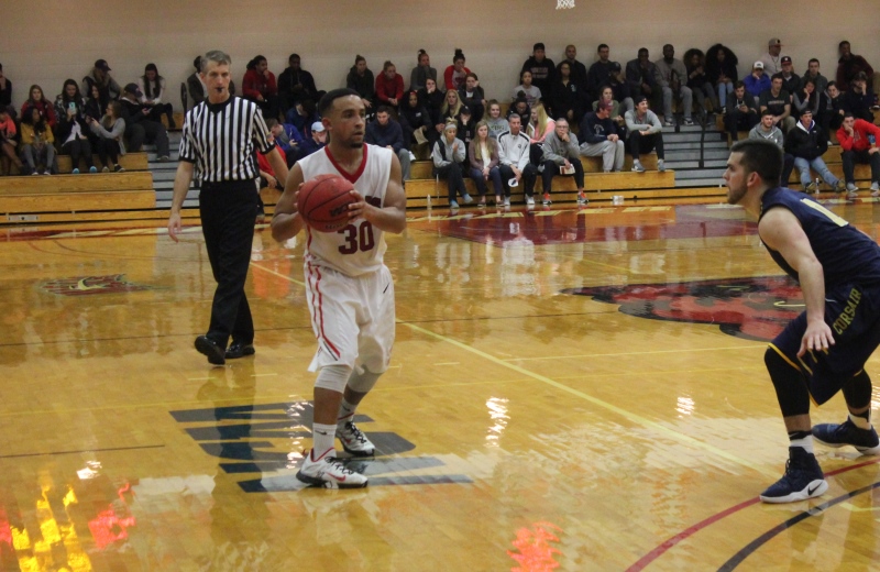 Men's Basketball Drops 77-71 Decision to UMass Dartmouth