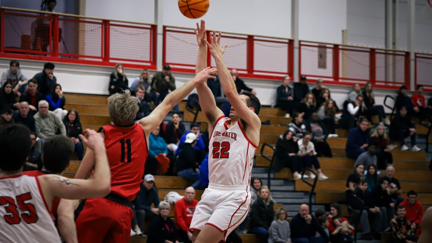 Men's Basketball Drops 72-67 MASCAC Decision to Worcester State