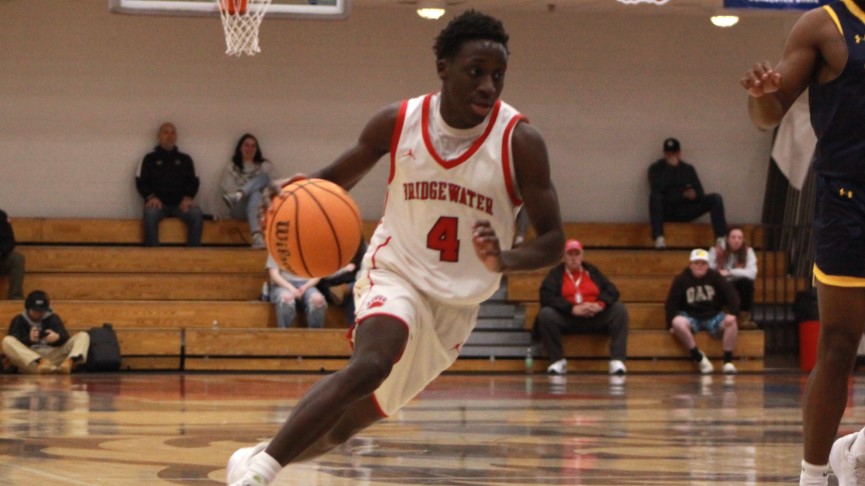 Men's Basketball Falls to UMass Dartmouth, 95-71