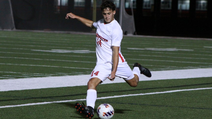 Men's Soccer Suffers 4-1 Setback to Wheaton