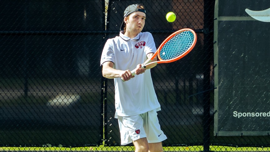 Men's Tennis Wraps Up Regular Season with 8-1 LEC Win Over UMass Boston