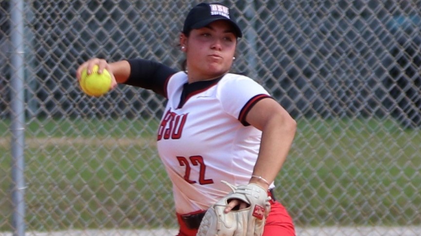 Softball Fall to Muskingum at The Spring Games