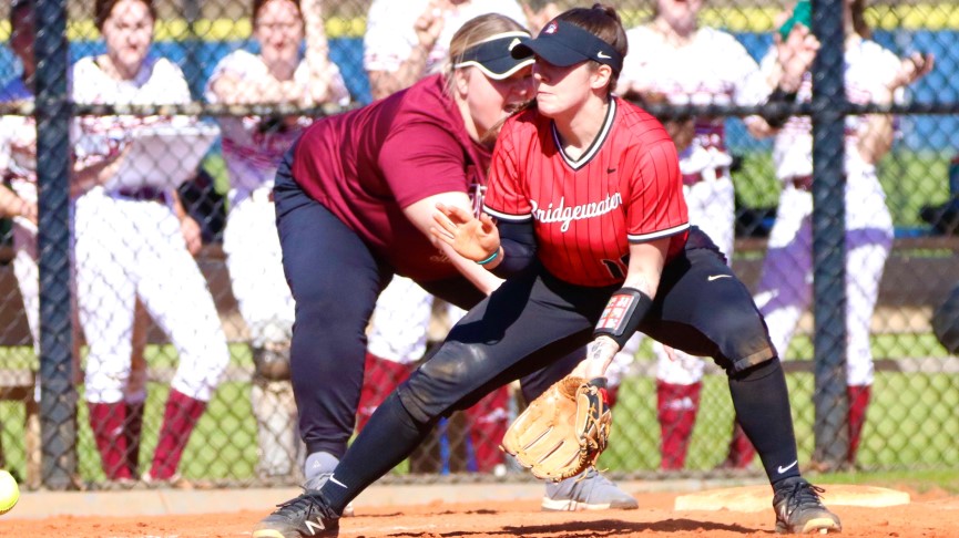 Softball Splits Pair of Games to Open 2023 Campaign