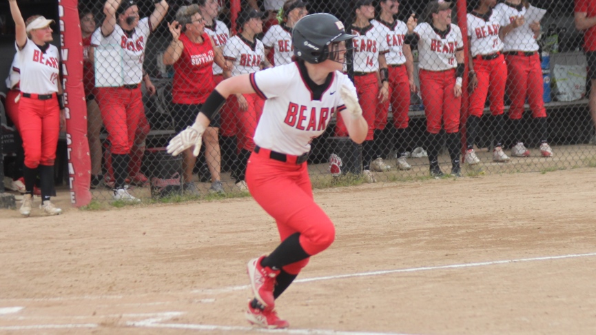 Softball Advances to MASCAC Winner's Bracket Final in Walk-Off Fashion