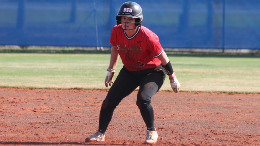 Softball Sweeps Pair of Games at Fastpitch Dream Spring Classic