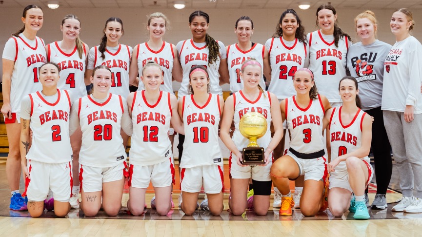 Women's Basketball Captures Cave Classic Title