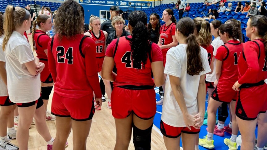 Women's Basketball Drops 64-50 Decision to #15 Washington University at Puerto Rico Clasico