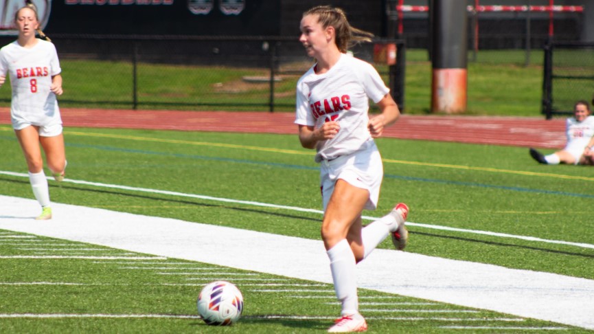 Women's Soccer Blanks Salem State, 6-0