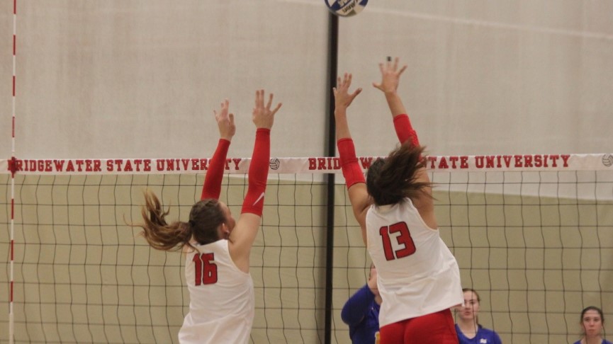 Volleyball Sweep Past Worcester , 3-0